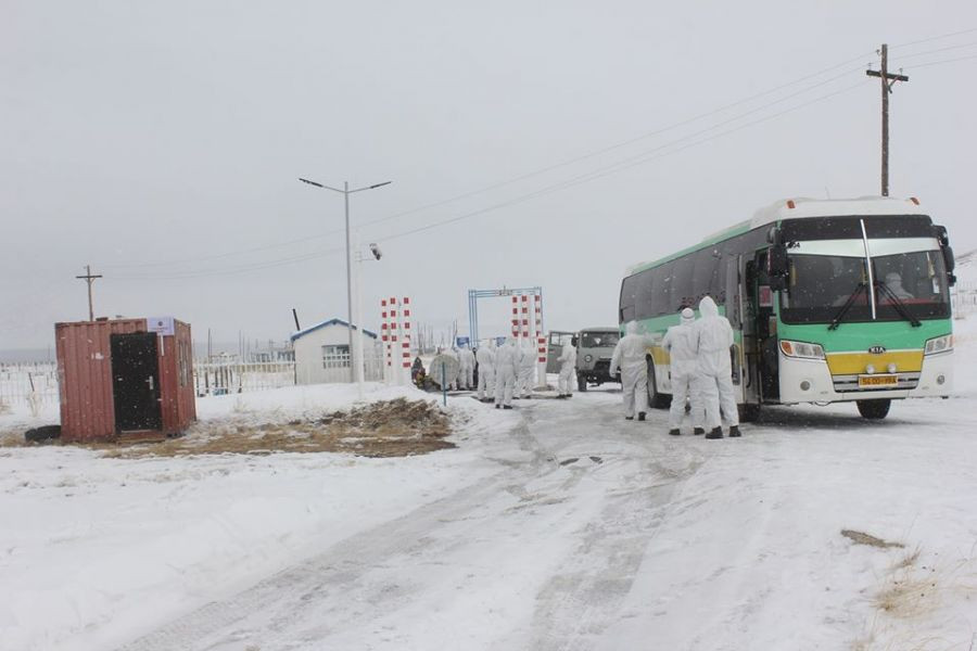 Тусгаарлагдсан иргэд гэртээ харилаа