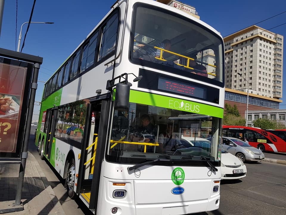 Өнөөдрөөс нийслэлд 2 давхар шинэ автобус үйлчилгээнд явж эхэллээ.