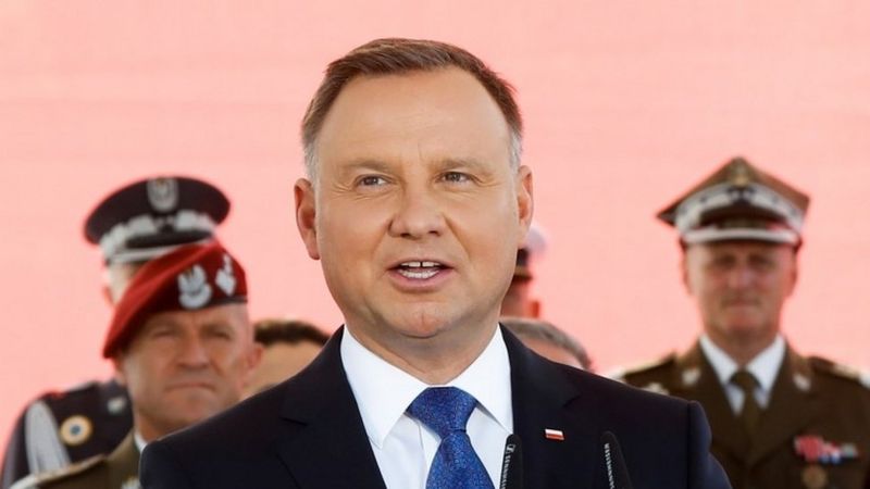 Польшийн Ерөнхийлөгч коронавирусний халдвар авчээ