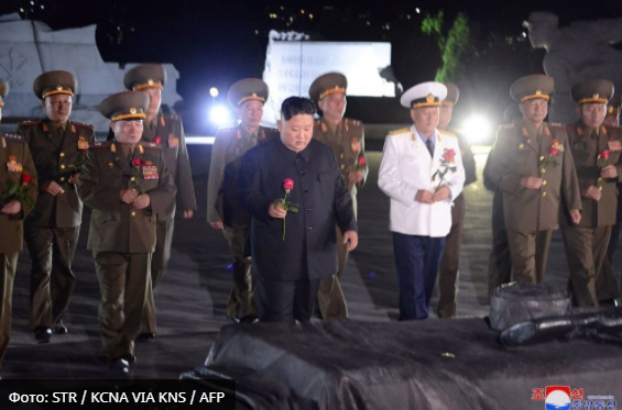 БНАСАУ-ын удирдагч Солонгосын дайнд амь үрэгдсэн Хятадын сайн дурынхны дурсгалыг хүндэтгэв