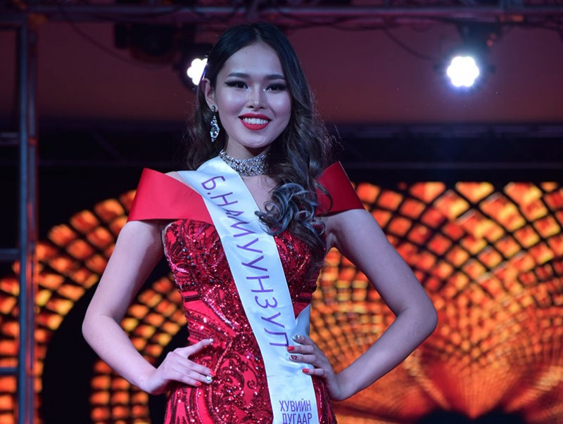 “Student miss mongolia-2020” тэмцээний тэргүүн миссээр Б.Намуунзул тодорлоо