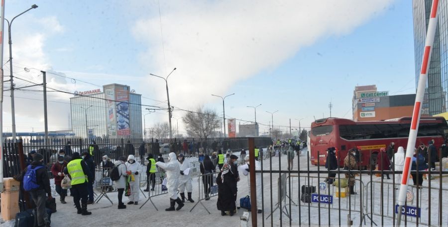 Таван өдөрт 15 мянга, 72 зорчигчийг орон нутаг руу тээвэрлэв