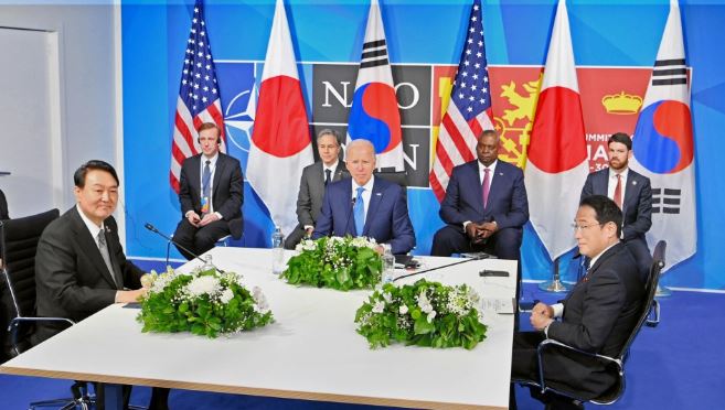 БНСУ, Япон, АНУ-ын удирдагчидын уулзалт болов