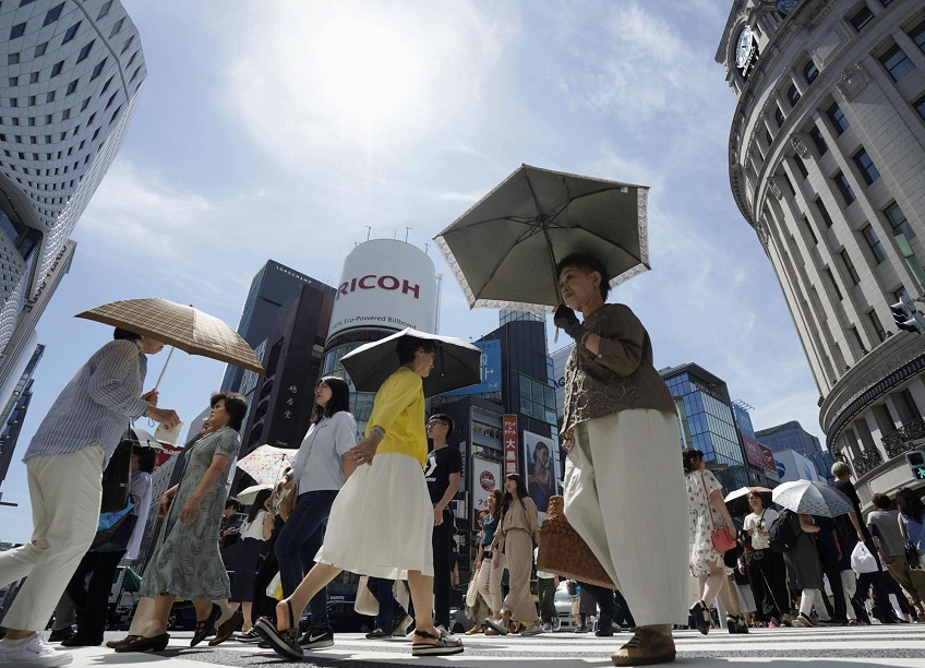 Токиод есөн өдөр дараалан цельсийн 35-аас дээш хэмд хүрч халсан
