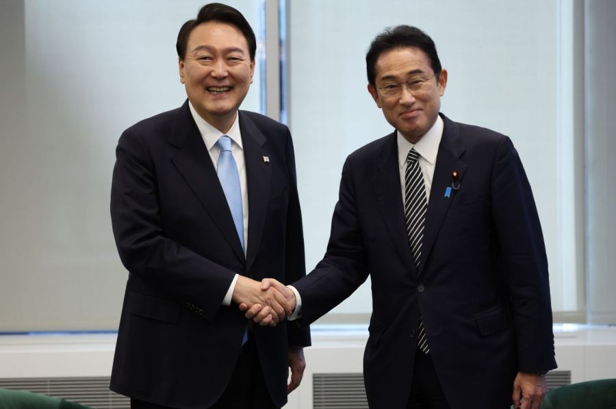 БНСУ, Японы удирдагчид дээд хэмжээний уулзалт хийжээ