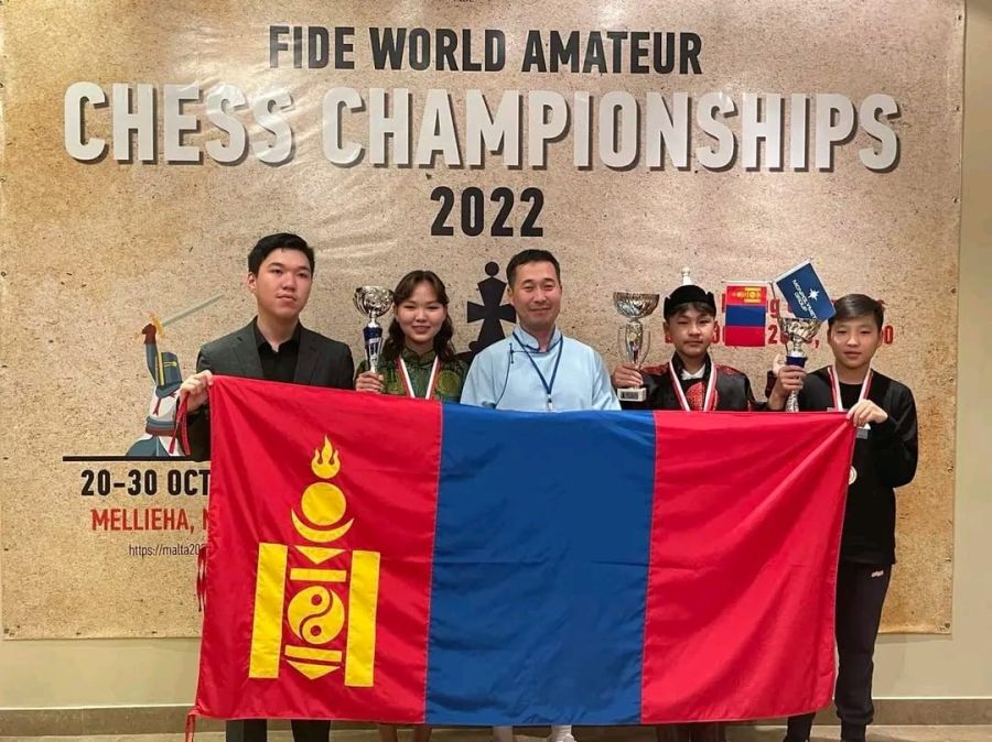 Монголын 3 шатарчин сонирхогчдын “Дэлхийн аварга” боллоо