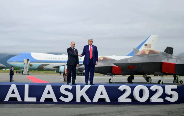 АНУ-ын Ерөнхийлөгч Д.Трамп, ОХУ-ын Ерөнхийлөгч В.Путин нарын уулзалт дууслаа.