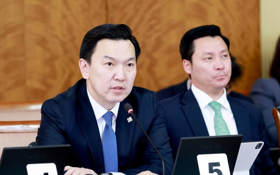 Н.Учралыг Ерөнхий сайдаар томилохыг 95.8 хувийн саналаар дэмжлээ