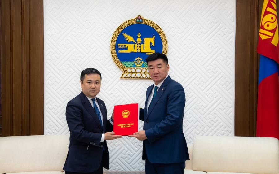 Төрийн болон орон нутгийн өмчийн тухай хуульд өөрчлөлт оруулах тухай хуулийн төслийг өргөн мэдүүлэв