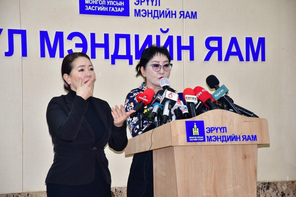Коронавирусний халдвараар дэлхий дахинд 2.8 сая гаруй хүн өвчлөөд байна.