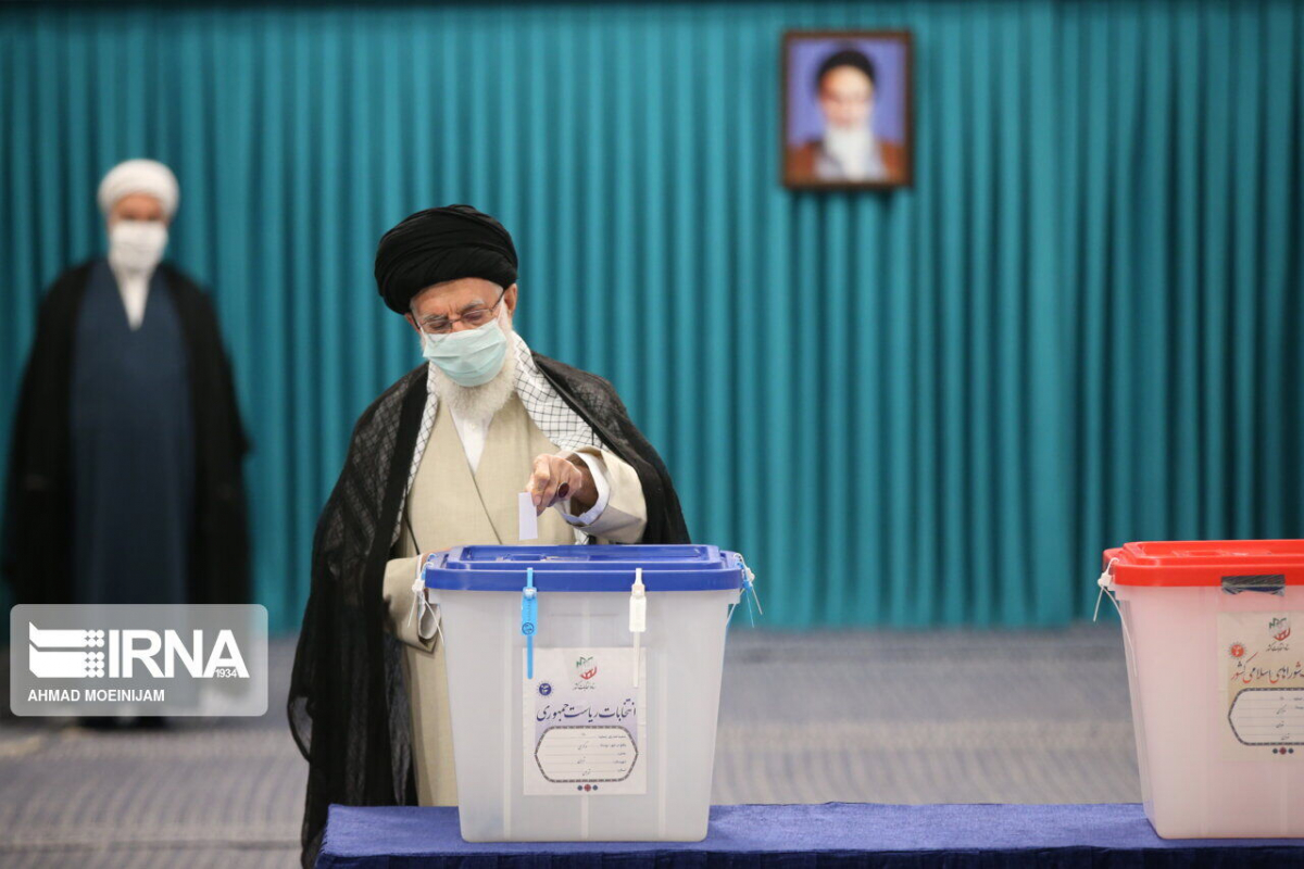 Ираны 13 дахь ерөнхийлөгчийн сонгууль бямба гарагт дуусжээ