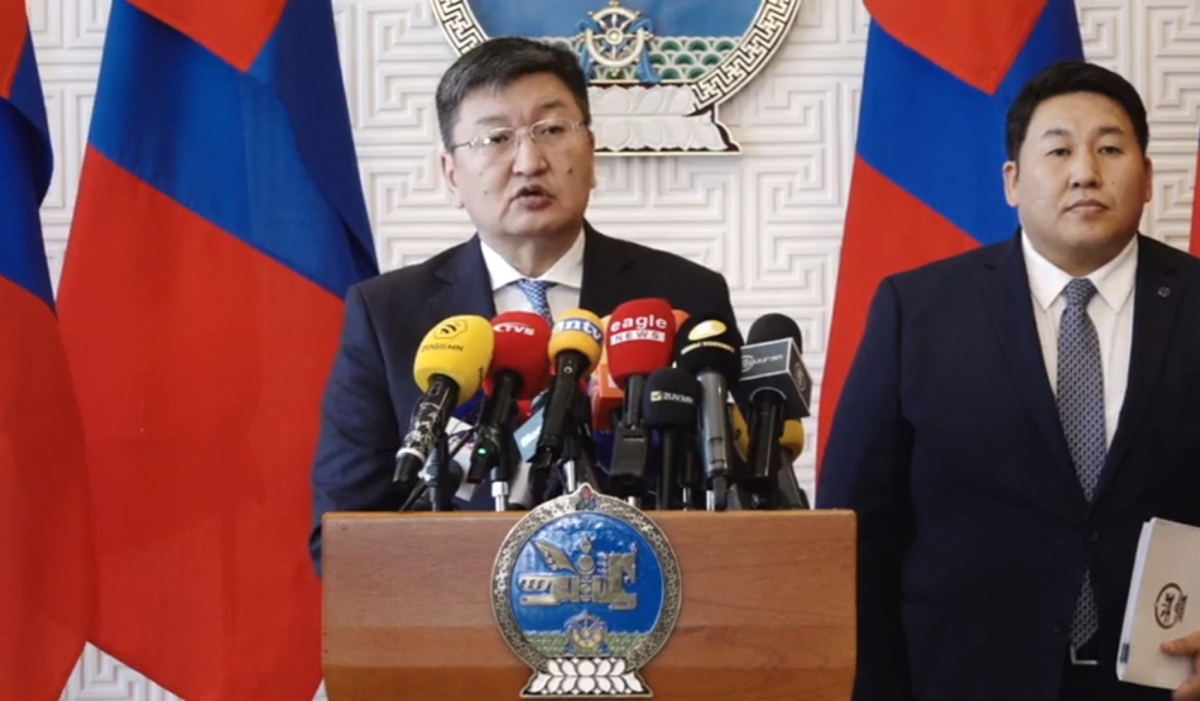 Монгол Улсын Ерөнхийлөгч Олон нийтийн сүлжээнд хүний эрхийг хамгаалах тухай хуульд хориг тавилаа