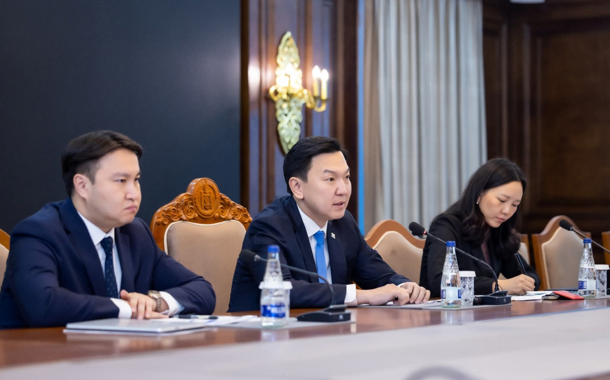 Н.Учрал: 18 сараар тэтгэврийн зээл авсан ахмадуудын зээлийн хугацааг 36 сар хүртэл сунгахаар ойлголцлоо