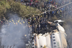 "Yeti Airlines" компанийн онгоц 68 зорчигч тээвэрлэж яваад осолдсон