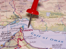 Ормузын хоолойгоор 279 хөлөг нэвтэрч, 22 нь халдлагад өртжээ