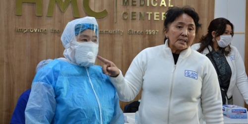 Хувийн хэвшлийн эмнэлгүүдэд “Ковид-19” халдвараас сэргийлэх, бэлэн байдлыг хангах үзүүлэх сургалт хийлээ