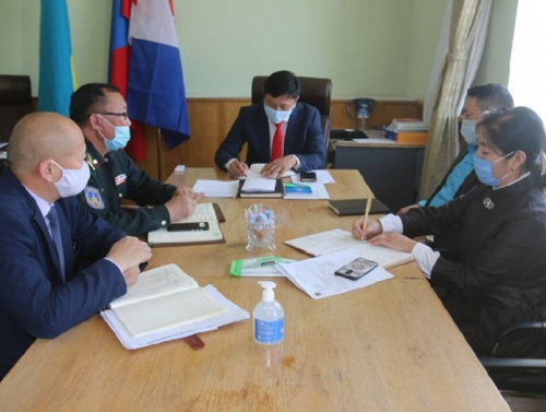 Архивын лавлагааг иргэдийн захиалгын дагуу сумын нийгмийн даатгалын байцаагчаар дамжуулан олгож байна