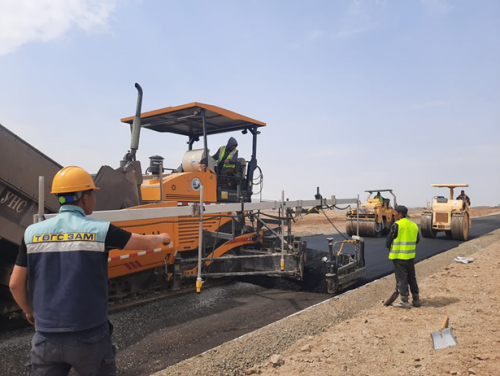 Дархан-Шарын голын авто замын асфальт бетон хучилтыг эхлүүллээ