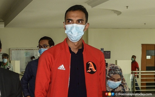 Монгол эмэгтэйчүүдийг хүчиндсэн МАЛАЙЗЫН ЦАГДААГ хоёр дахь өдрөө шүүж байна