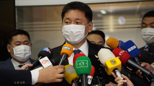 Эрх баригч нам СЕХ-ноос сонгуульд оролцох БАТЛАМЖАА гардаж авлаа