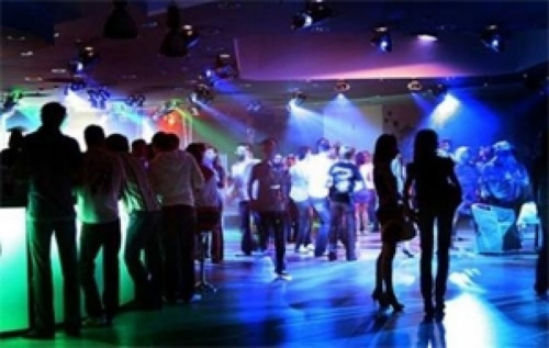 Нийслэлд дэх баар, шөнийн цэнгээний газруудыг тодорхойгүй хугацаагаар хаалаа