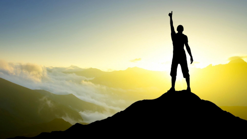 Залуу нас гялалзах ёстой