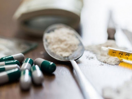 Мансууруулах эм, сэтгэцэд нөлөөлөх бодис хэрэглэж буй шалтгааныг хамтран судална