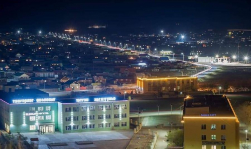 Хоёр км явган хүний зам тавьжээ