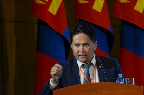 Бидний тэмцэл, хэлэлцүүлгүүд Монголыг сэрээсэн гэдэгт итгэлтэй байна