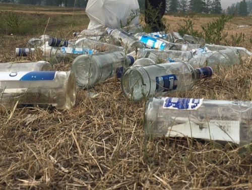 Хөдөө хээрт хаясан архины шилнээс түймэр гарах эрсдэлтэй