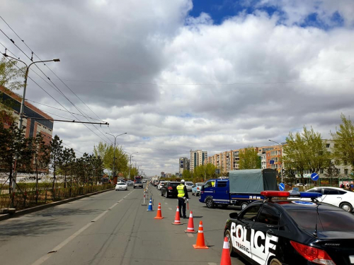 Москва хорооллын урд талын авто замын хойд талын зорчих хэсгийг хаалаа.