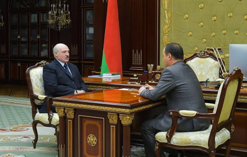 Беларусийн Ерөнхийлөгч Александр Лукашенко Роман Головченког ерөнхий сайдаар дахин томилжээ.
