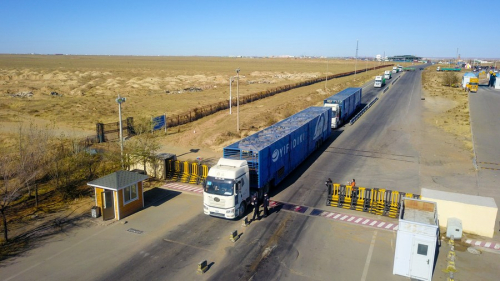 Монголоос хандивласан хонийг Хятадын хил орчмын хотод авчирлаа