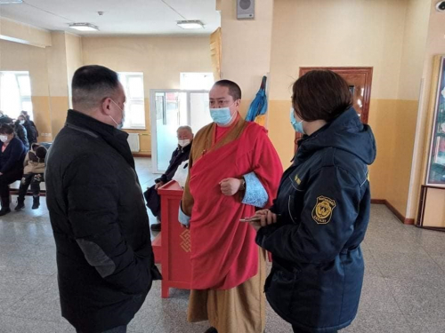 Хан-Уул дүүргийн 38 сүм хийдэд түр журмын мэдэгдэл зөвлөмж хүргүүллээ.