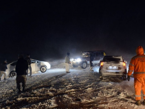 Цасан болон шороон шуурганы улмаас төөрч алга болсон 467 иргэнийг эсэн мэнд оллоо.