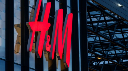 H&M группийн Хятад дахь борлуулалт 30 орчим хувиар буурчээ.