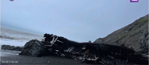 Орост зорчигч тээврийн онгоц осолдож 28 хүн амиа алджээ.