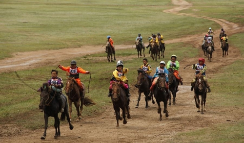 Морины уралдаан, бөхийн барилдаан зохион байгуулахгүй байхыг үүрэг өглөө