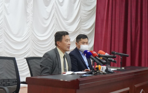 “Эрдэнэт үйлдвэр” ТӨҮГ-ын 170 гаруй машин ачааг өнөөдрөөс Замын-Үүд боомтоор богино хугацаанд татан авна.