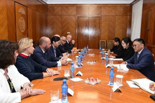 Ж.Чинбүрэн: Монгол, Францын харилцааг “Иж бүрэн түншлэл”-ийн түвшинд хүргэх эрмэлзэлтэй байна