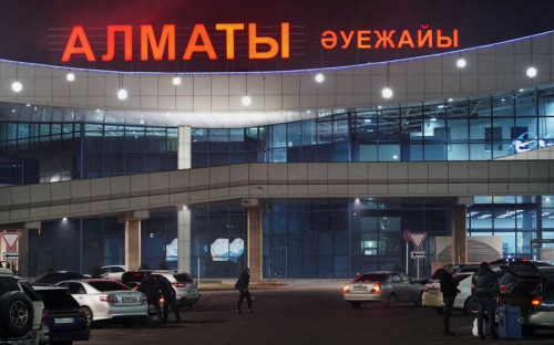 Алматы хотын нисэх буудлыг тодорхойгүй хугацаагаар хаажээ