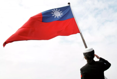 Цай Инвэнь: Тайвань цэргийн аюул заналын өмнө няцахгүй