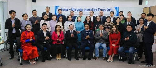 БНСУ-д Монгол-Солонгосын сэтгүүлчдийн хоёрдугаар форум эхэллээ.