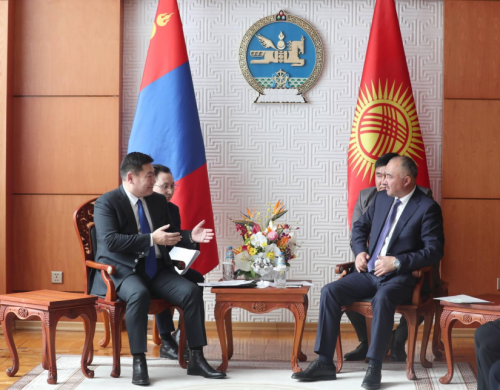 Ерөнхий сайд Л.Оюун-Эрдэнэ Киргиз Улсын Парламентын дарга Н.Шакиевт бараалхав