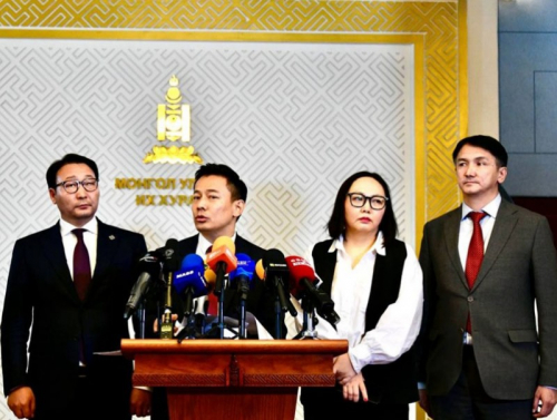 Оюутолгойн асуудлаарх нотлох баримтыг шинжлэн судлах сонсголд 300 гэрч дууджээ