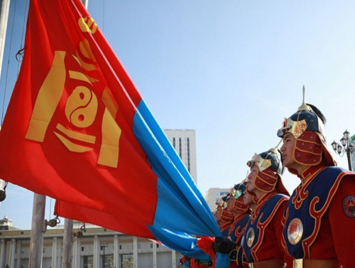 “Эх орончдын өдөр” өнөөдөр тохиож байна.