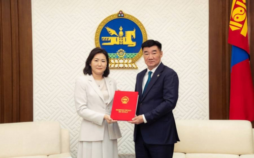 Улсын төсвийн хөрөнгө оруулалтын үр ашгийг дээшлүүлэх тогтоолын төсөл өргөн мэдүүлэв